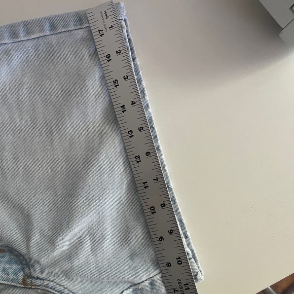 Vintage Guess shorts - Picture 6 of 6